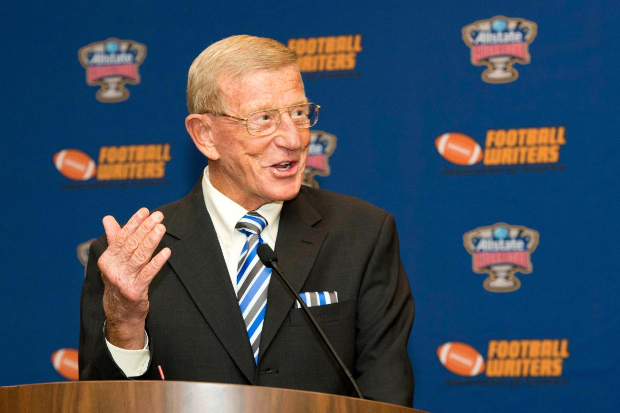 Lou Holtz speaks during Eddie Robinson coach of the year press conference at Renaissance Hotel Dallas.