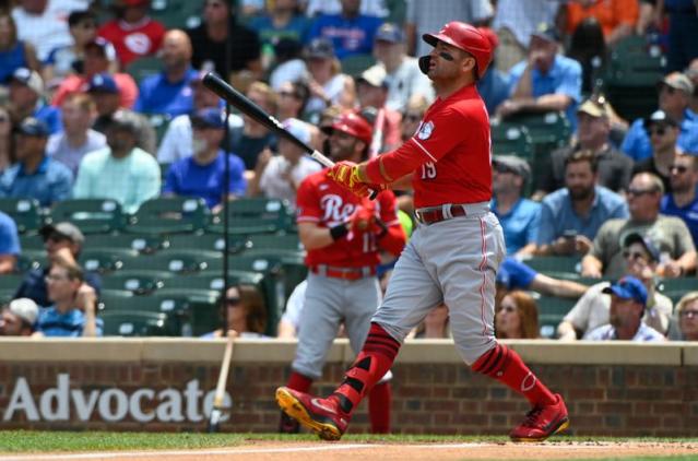 MLB roundup: Happ's three hits lift Cubs past Brewers on Opening Day