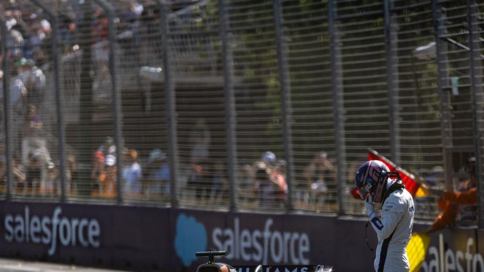 melbourne, australia march 22 alex albon of thailand and williams f1 crashes out during fp1 ahead of the f1 grand prix of australia at albert park circuit on march 22, 2024 in melbourne, australia photo by kym illmangetty images