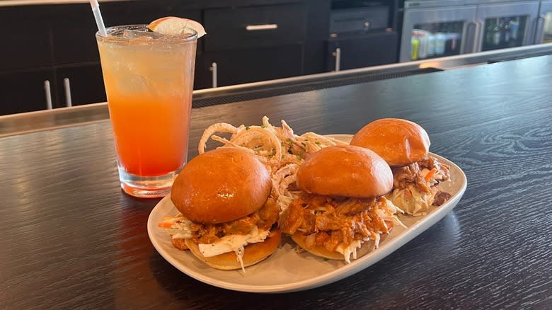 Sliders & cocktail on bar