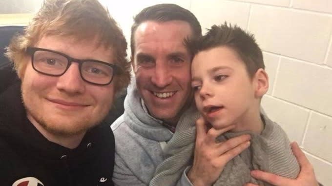 Ed surprised Ollie backstage at his concert.