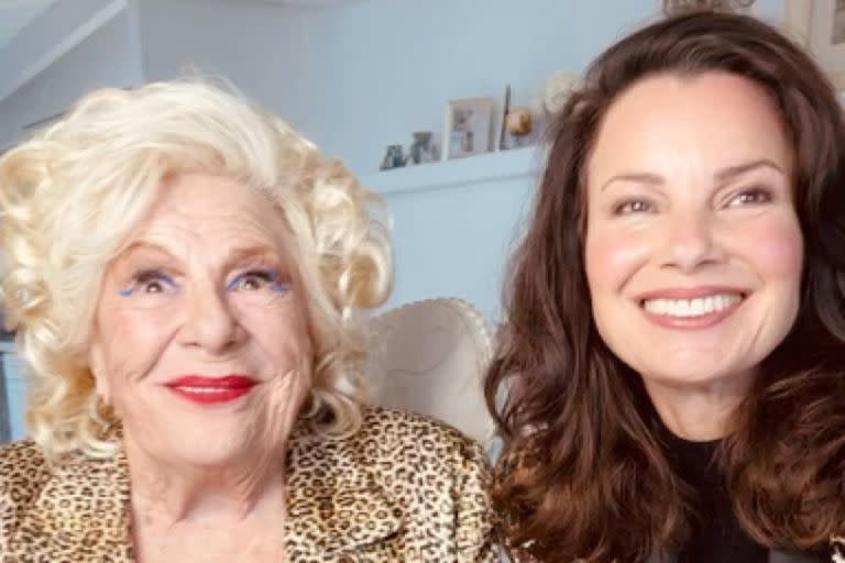 Fran Drescher y Renée Taylor volvieron a juntarse para enviarle un mensaje a los fans de La Niñera, serie en la que protagonizaron a Fran Fine y su madre Sylvia, respectivamente