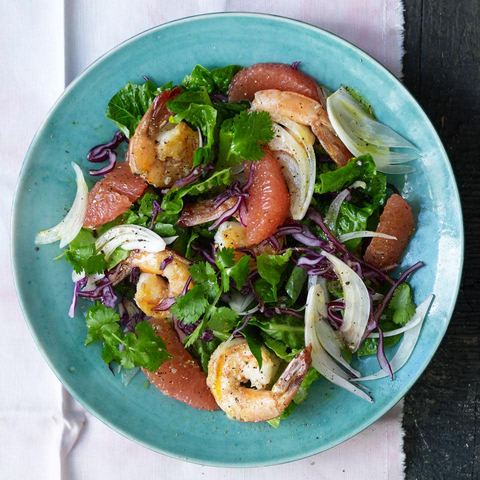 Romaine Salad with Grapefruit & Shrimp