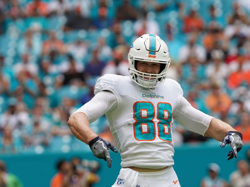 Mike Gesicki reacts after a play against the Atlanta Falcons.