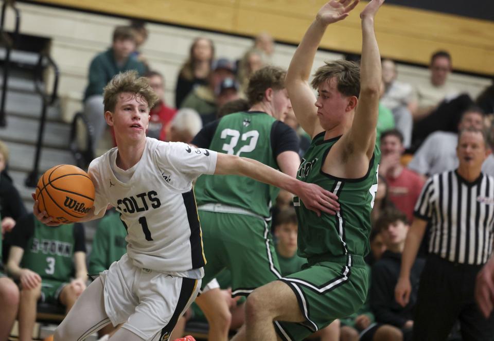 Cottonwood and Hillcrest compete in a boys basketball game at Cottonwood High in Murray on Wednesday, Feb. 7, 2024. | Laura Seitz, Deseret News