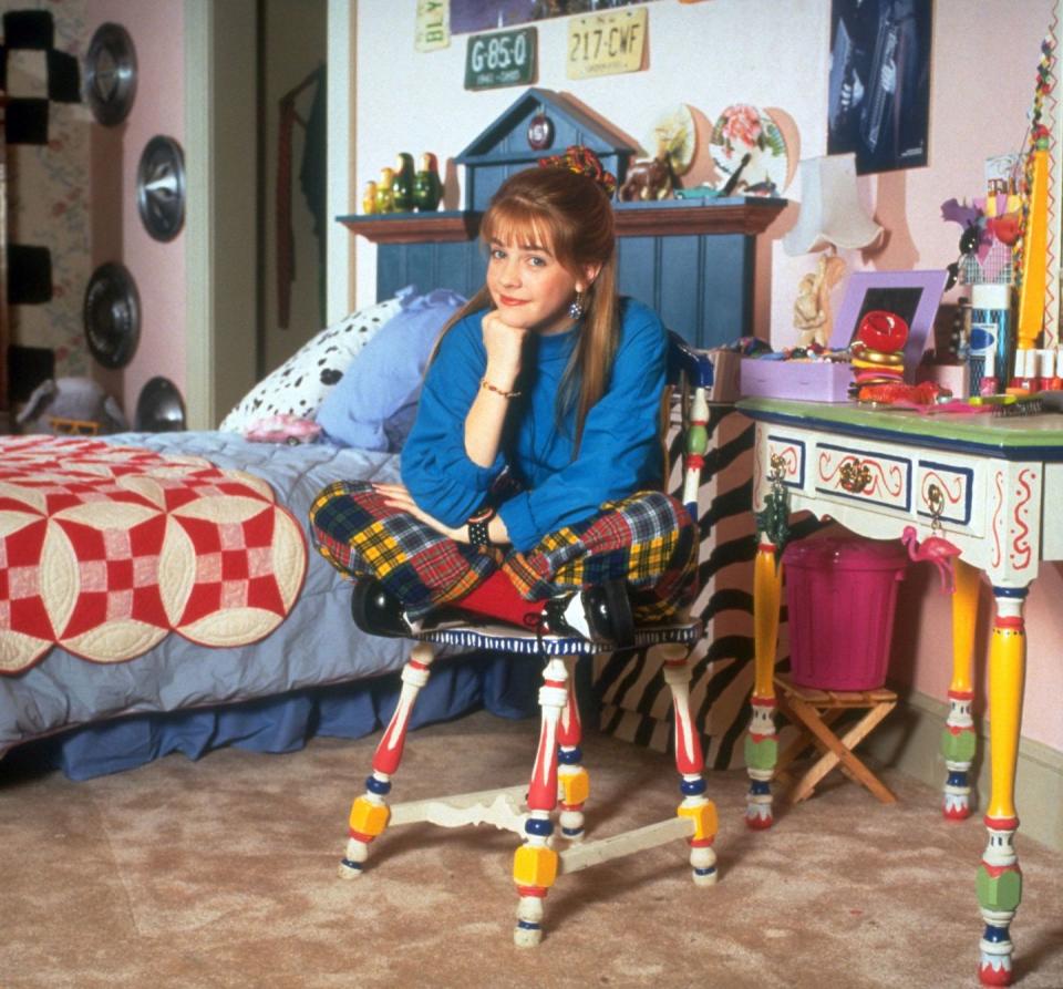 2) "Clarissa Explains It All" (1991–1994)