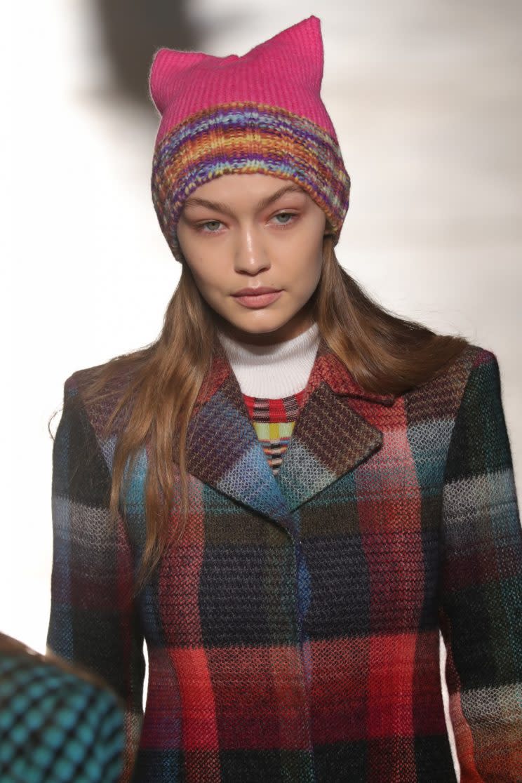 Gigi Hadid wears a Women’s March-inspired pussy hat on the Missoni runway in Milan. (Photo: Getty Images)