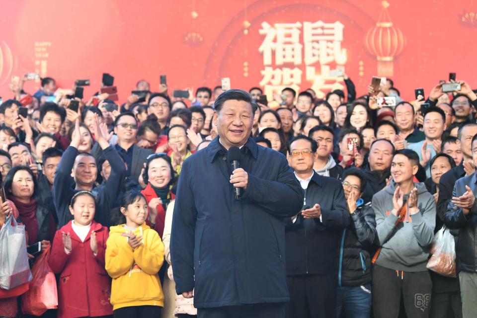 Chinese President Xi Jinping, also general secretary of the Communist Party of China Central Committee and chairman of the Central Military Commission, visits the Kunming international convention and exhibition center in southwest China's Yunnan Province, Jan. 20, 2020.