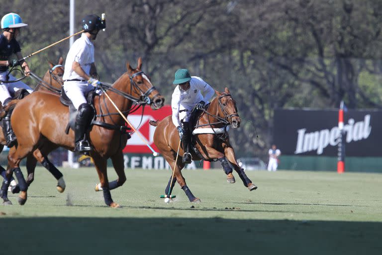 El sudafricano Du Plessis fue clave en la reacción de Ellerstina en el quinto chukker