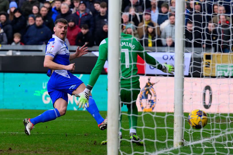 Chris Martin scores for Bristol Rovers against Oxford United -Credit:Phil Mingo/PPAUK