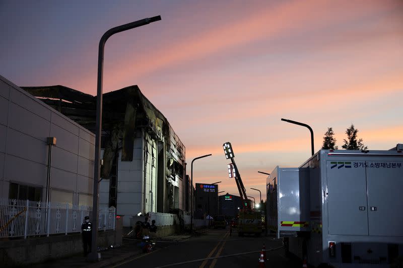 Fire at a lithium battery factory, in Hwaseong