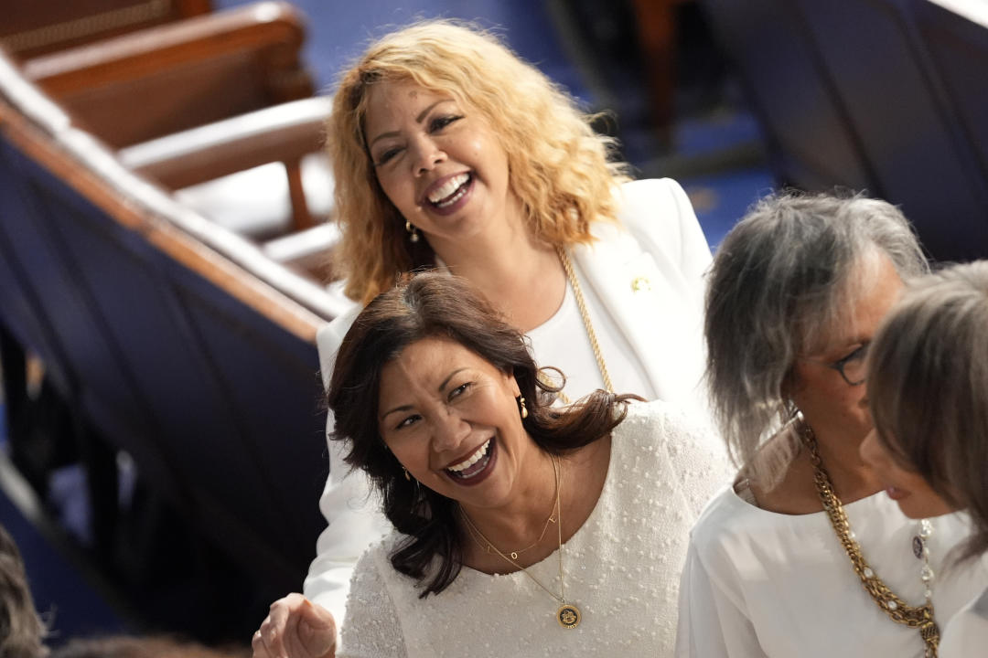 Democratic women wear white at SOTU