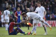 Britain Soccer Football - Crystal Palace v Leicester City - Premier League - Selhurst Park - 15/4/17 Leicester City's Christian Fuchs shakes hands with Crystal Palace's Christian Benteke after the game Reuters / Hannah McKay Livepic