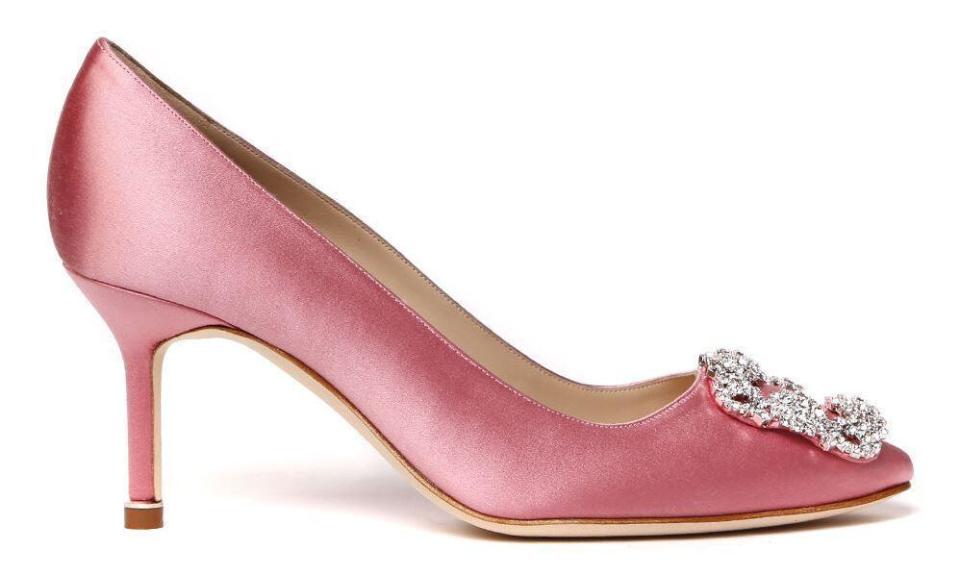 粉色Hangisi高跟鞋 NT$45,800 MANOLO BLAHNIK。（MANOLO BLAHNIK提供）