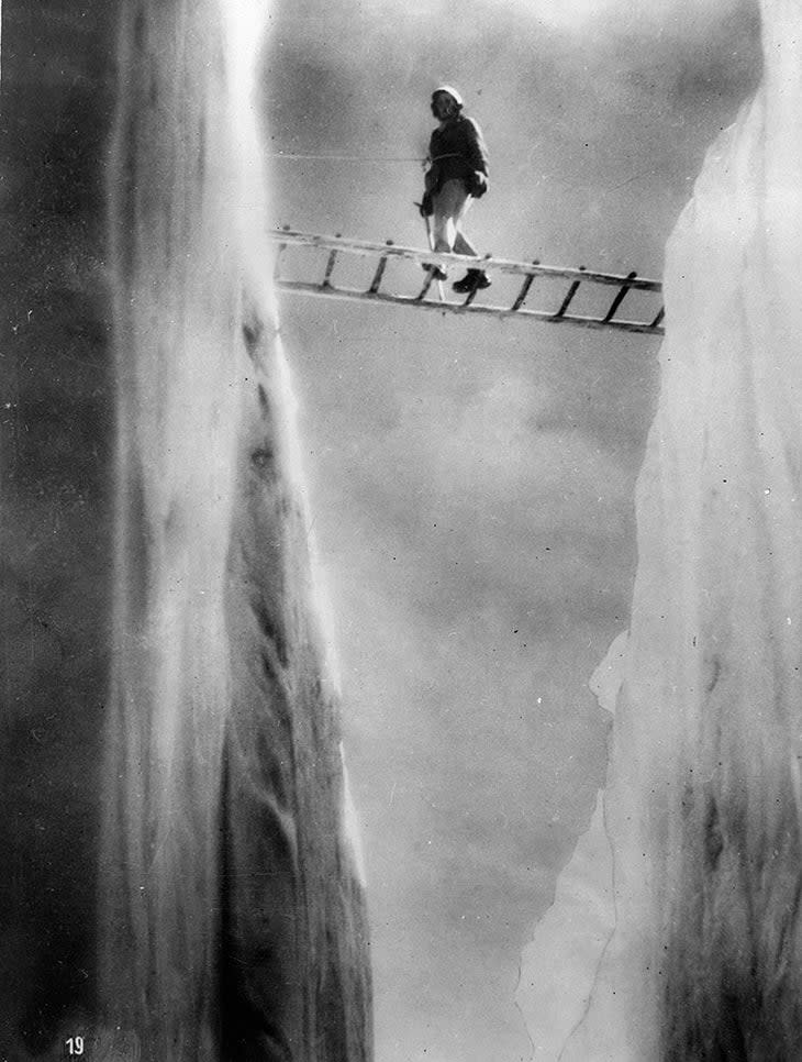 Leni Riefenstahl in the film "The storms over the Mont Blanc.