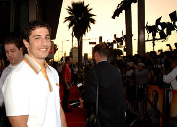 Jason Biggs at the Hollywood premiere of Universal Pictures' The 40-Year-Old Virgin