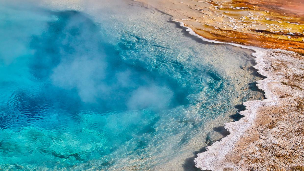  Aerial view of Silex Spring at Yellowstone National Park, USA 