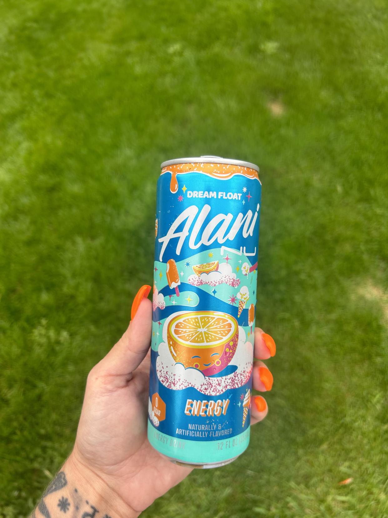 Dream Float Alani Nu energy drink