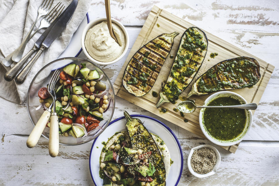 Image of green Mediterranean diet. (Getty Images)