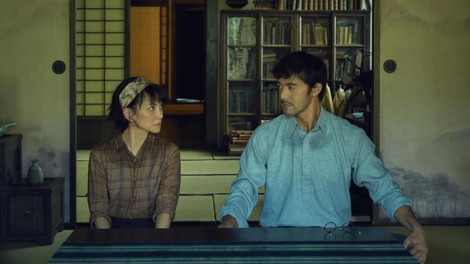 Angelica Lee Sinje and Hiroshi Abe in The Garden Of Evening Mists. (Photo: HBO Asia)