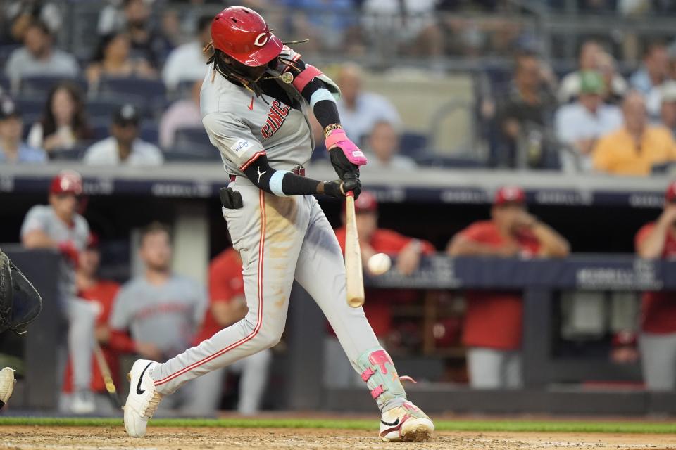 Cincinnati Reds' Elly De La Cruz hits a two-run home run during the fifth inning of a baseball game against the New York Yankees, Tuesday, July 2, 2024, in New York. (AP Photo/Frank Franklin II)