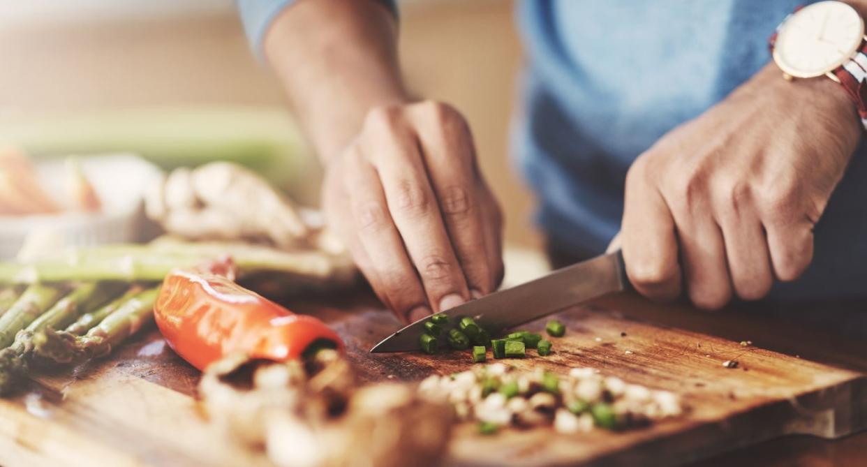 Man cooking diabetes. (Getty Images)