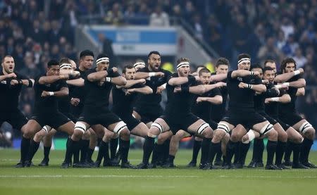 New Zealand players perform the haka before their Rugby World Cup Semi-Final match against South Africa at Twickenham in London, Britain, October 24, 2015. REUTERS/Stefan Wermuth