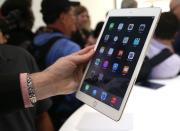 Was wohl für das iPhone gilt, lässt sich auch auf das iPad übertragen. Erfahrungsgemäß könnte das Tablet ab Oktober als iPad Pro in die Höhe und Breite gehen. (Bild-Copyright: Getty Images)