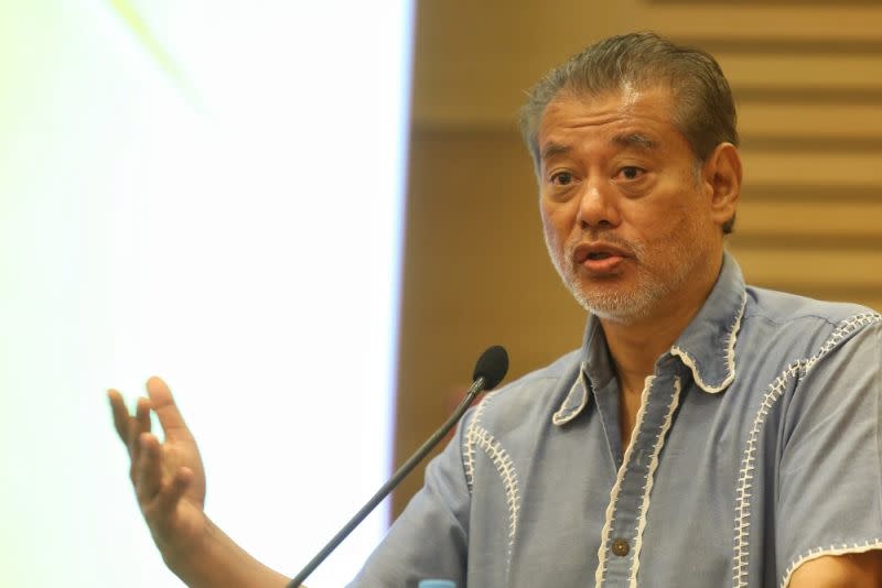 Prof Jomo Kwame Sundaram said Malaysia should chart its own path when it comes to finding the right formula for good governance. ― Picture by Saw Siow Feng