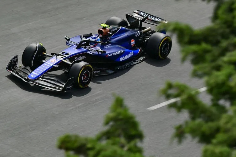 Franco Colapinto fue octavo en el GP de Azerbaiyán y sumó sus dos primeros puntos en la Fórmula 1