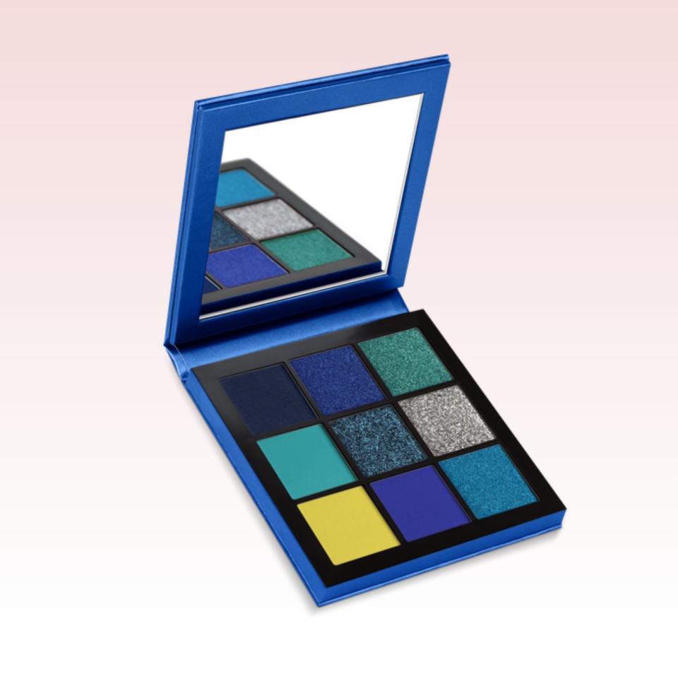 Get <a href="https://hudabeauty.com/us/en_US/shop/obsessions-palette-sapphire-HB00073.html" target="_blank" rel="noopener noreferrer">the Huda Beauty Obsessions Eyeshadow Palette in sapphire for $27</a>