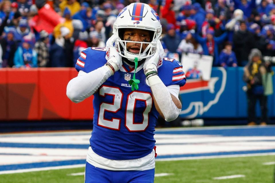 Nyheim Hines returned two touchdowns from kick-off in the Buffalo Bills’ win over the New England Patriots (Jeffrey T. Barnes/AP) (AP)