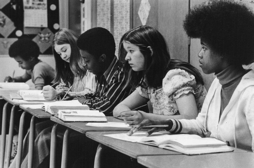 A classroom of students at Region 7 Middle School in northeast Detroit in 1975.