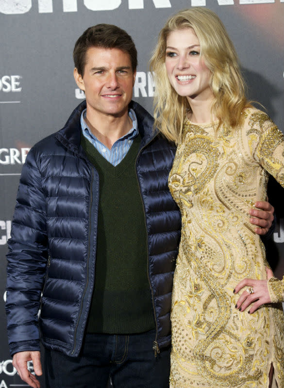 'Jack Reacher's' Rosamund Pike Reveals Tom Cruise's Bedroom Secrets