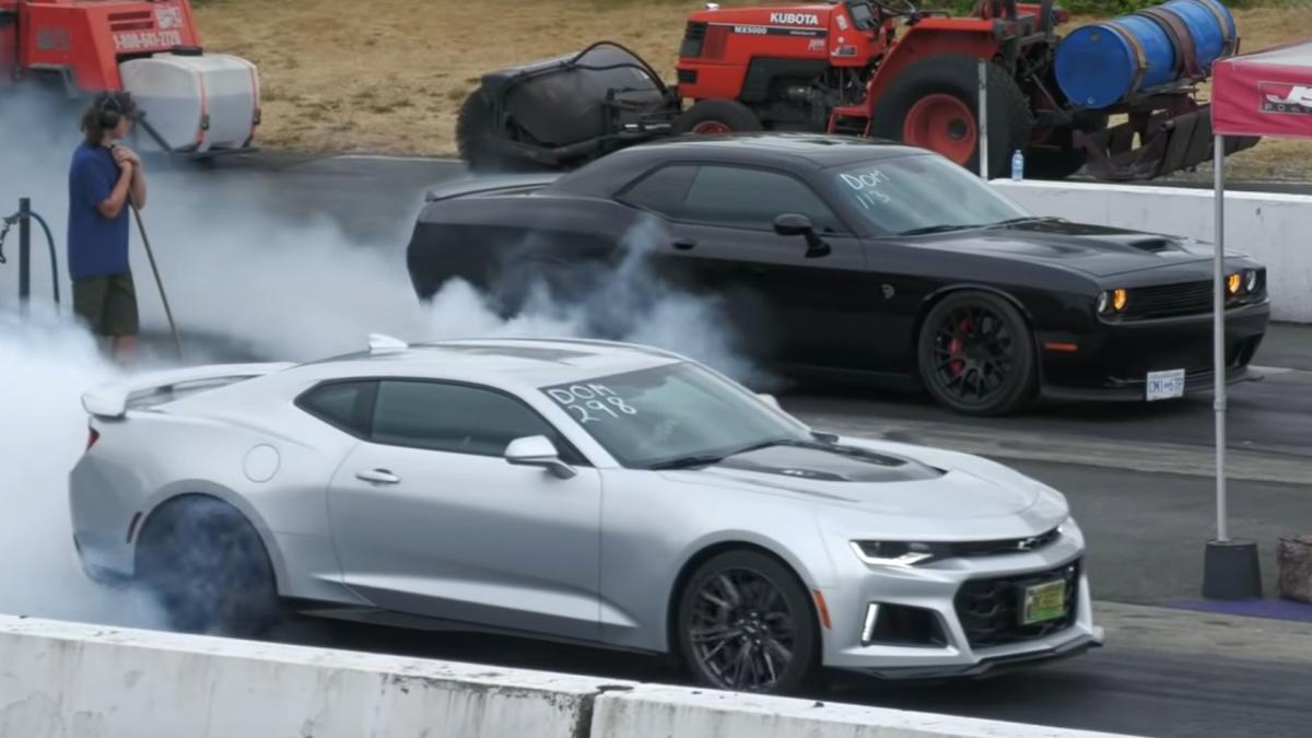 Dodge Hellcat Races Chevy Camaro ZL1