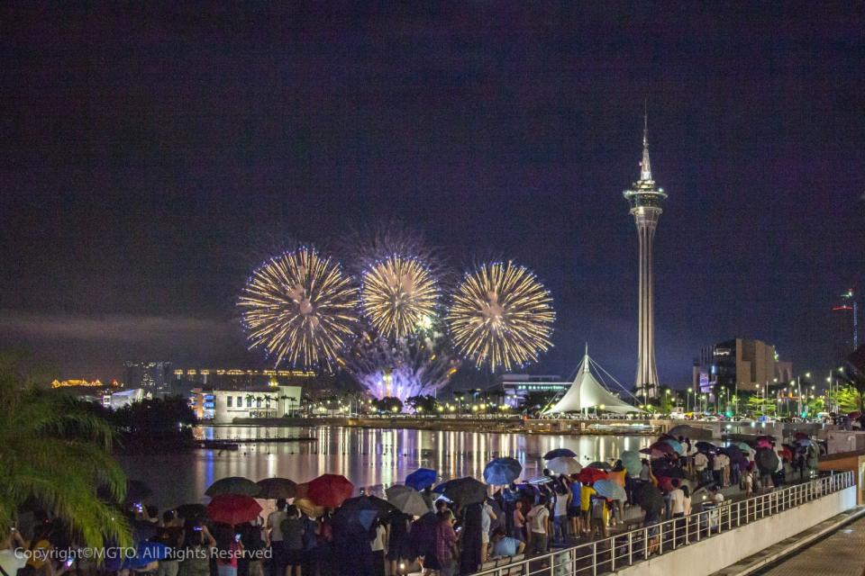 澳門新年活動2023｜澳門7大新春好去處！煙花匯演、金龍獅隊巡遊、海傍放新春爆竹