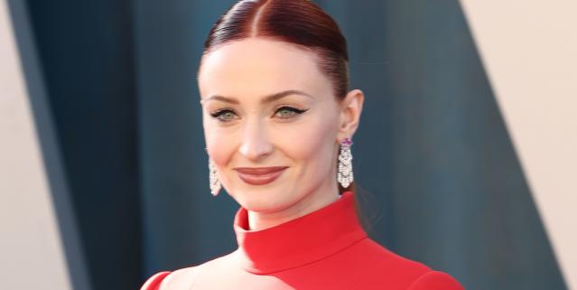 Sophie Turner confirms pregnancy on the Oscars red carpet