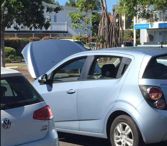 Queensland mum of three Jodi Shorrock’s car broke down on Mary Street, Noosaville on Friday. She pulled over into a shoulder to keep her car away from traffic. Source: Supplied