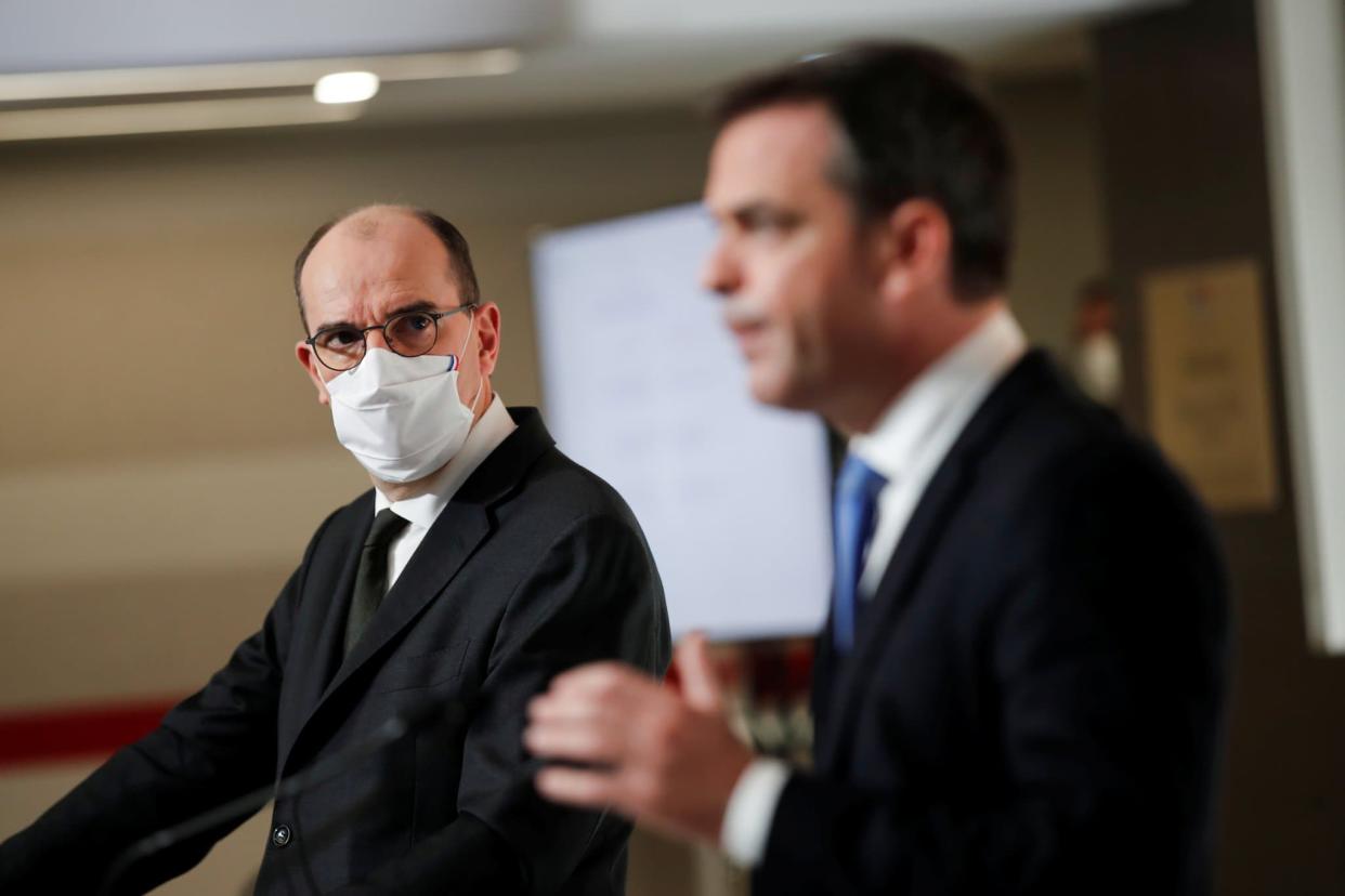 Le Premier ministre Jean Castex et le ministre de la Santé Olivier Véran le 3 décembre 2020 - BENOIT TESSIER / POOL / AFP