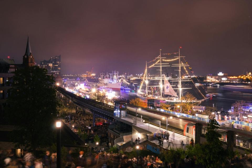 Hamburg’s famous riverside, which is inspiring TfL’s piers concept (Pexels / Niklas Jeromin)