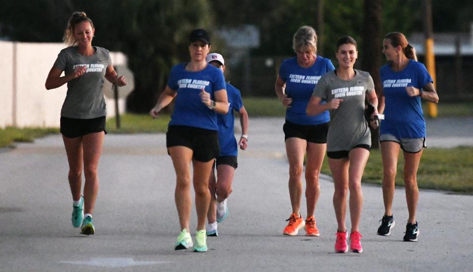 Women of the Eastern Florida State College Cross Country team practicing for an upcoming meet. (Allison Downie, Julie Hannah, Maggie Dickinson, Rachel Starr, Jennifer Martin, Nicole Dombal)