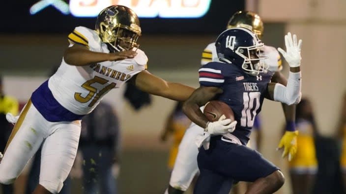 Jackson State wide receiver Warren Newman (10) is pursued by Prairie View A&M long snapper Desmond Calloway (51) during December’s Southwestern Athletic Conference championship football game in Jackson, Miss. As of this fall, SWAC sporting events will be broadcast on HBCU GO. (Photo: Rogelio V. Solis/AP)