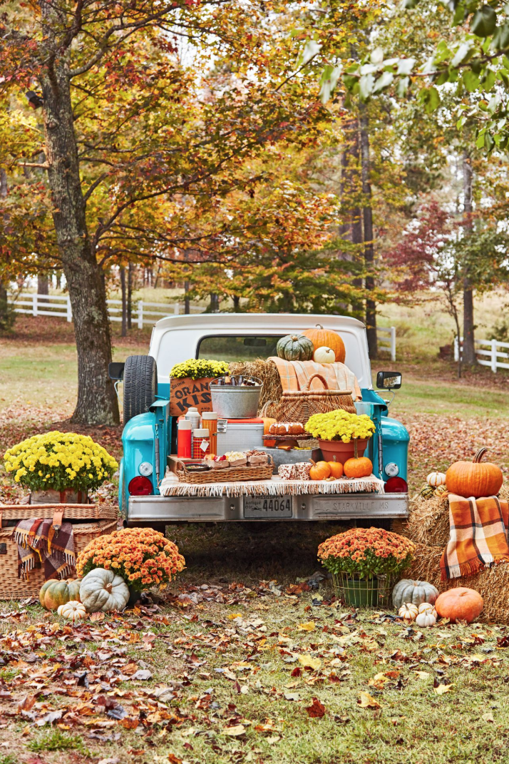 Thanksgiving Pickup Truck