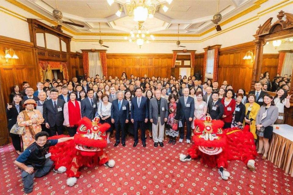 外交部長吳釗燮26日下午在台北賓館主持NGO茶會。（外交部提供）