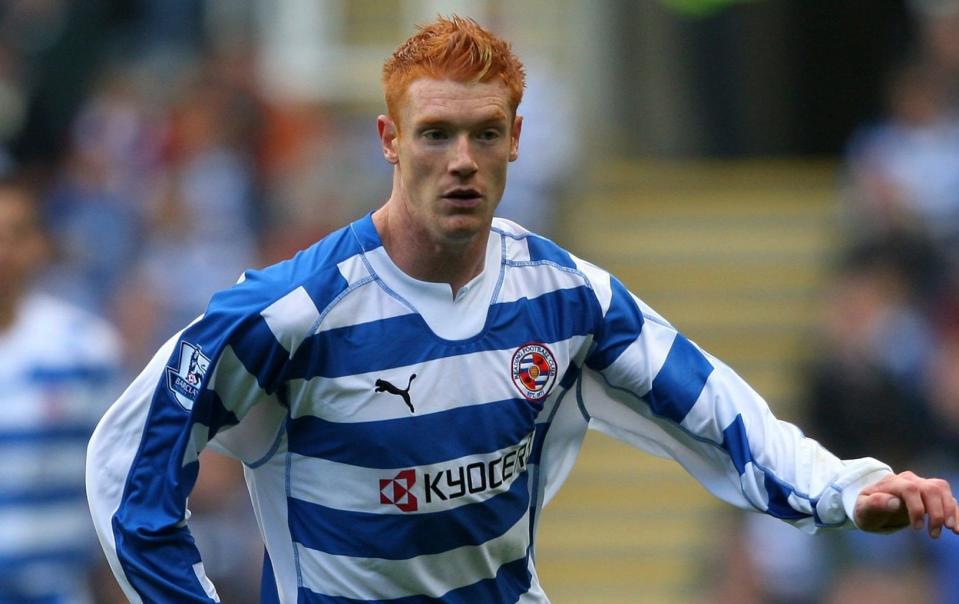 Reading striker Dave Kitson runs with the ball during the Premier League match against Derby County at the Madejski Stadium on October 7, 2007