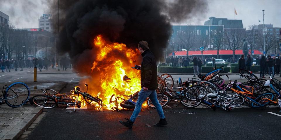 eindhoven bikes covid-19 riots dutch