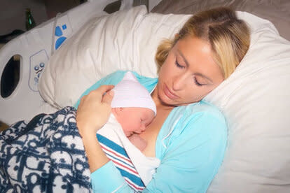 Paris Hilton and her son, Phoenix Barron Hilton Reum, do skin to skin immediately after his birth.