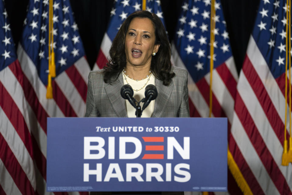 Harris at a news conference with former Vice President Joe Biden in Wilmington, Del., on Thursday. (Carolyn Kaster/AP)