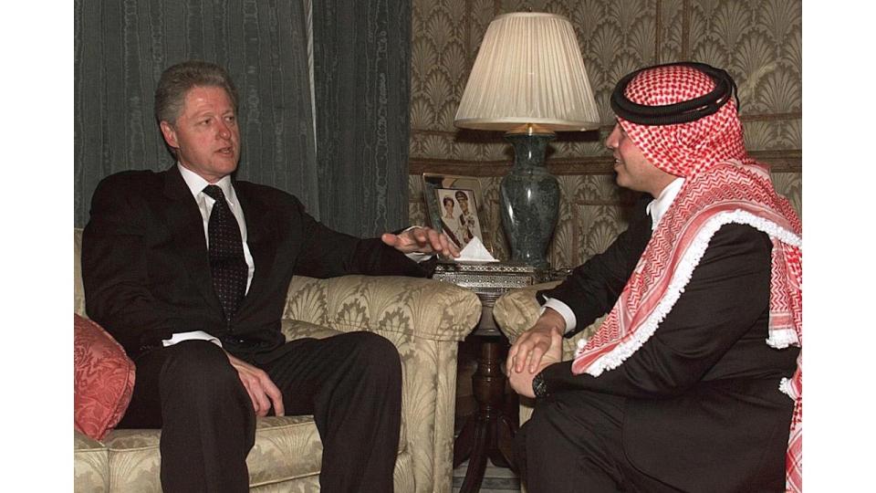  Bill Clinton with King Abdallah at the palace 