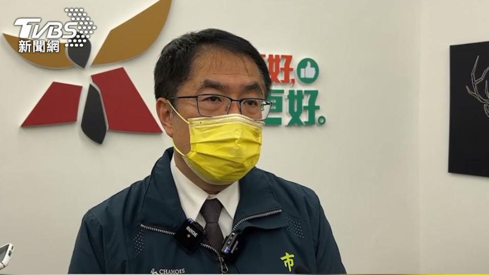 台南市長黃偉哲說明疫情。圖／TVBS